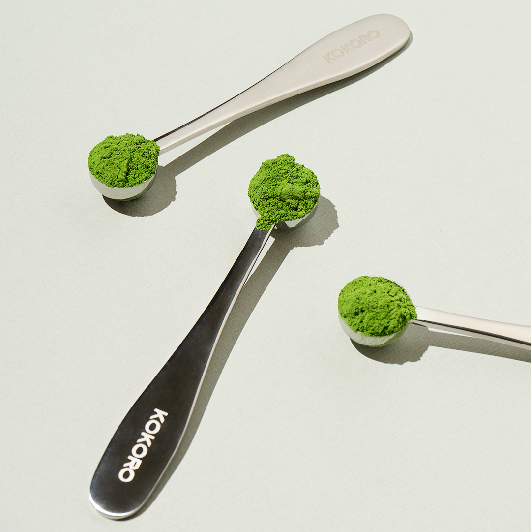 cuchara medidora de metal para 1 porcion de matcha kokoro