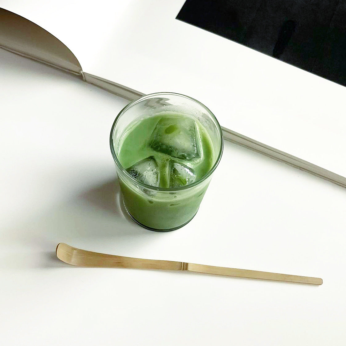 Matcha Orgánico vs No Orgánico: ¿Cuál es Mejor?